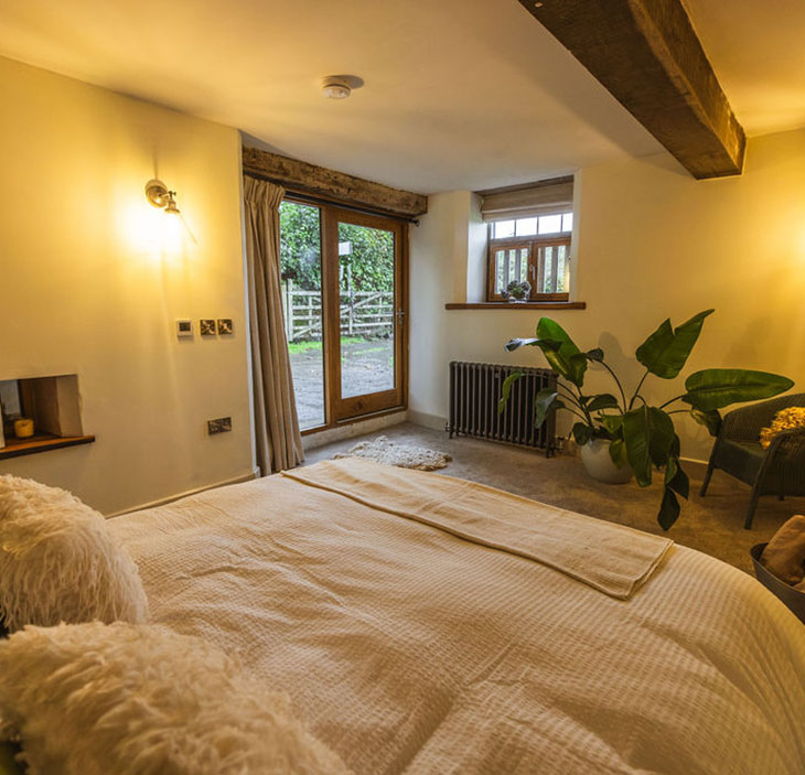 Dairy-Barn-Borough-Farm-Devon-2 The Yard, open-plan apartment at Borough Farm