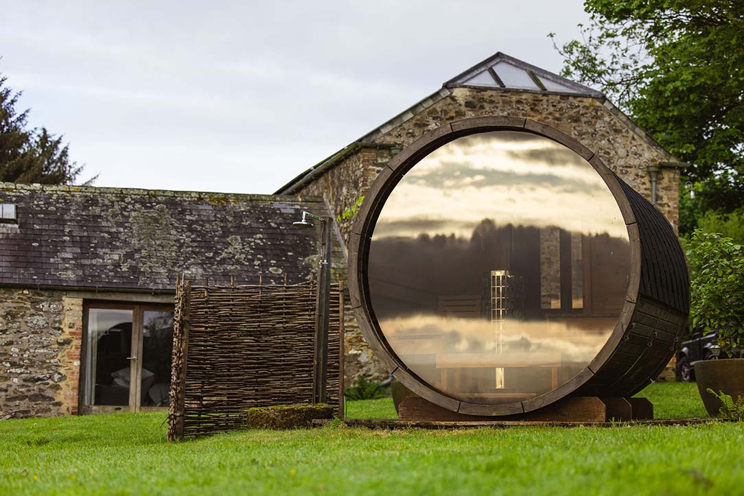 Food-fired sauna with views across Dartmoor